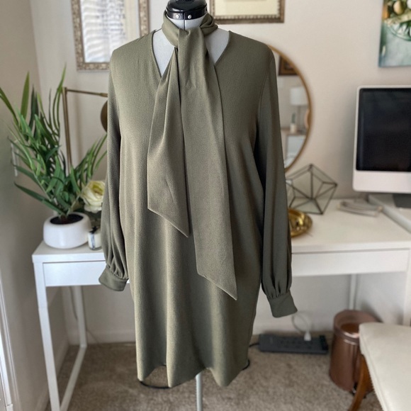 Ganni tie neck crepe shift dress - Picture 8 of 13